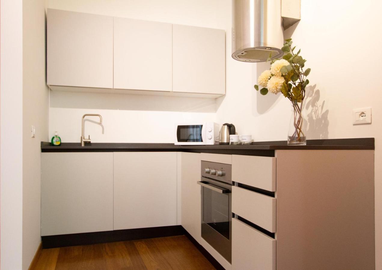 Dolfin Apartment * * * * * Тревизо Экстерьер фото