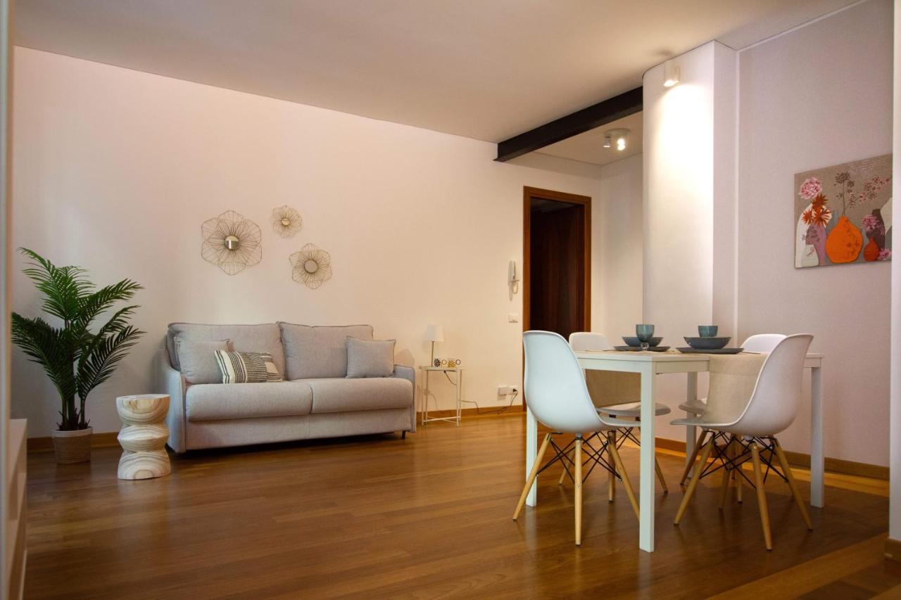 Dolfin Apartment * * * * * Тревизо Экстерьер фото